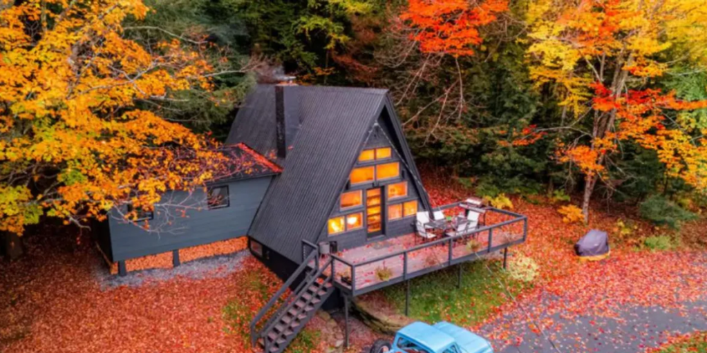 airbnb fall cottage